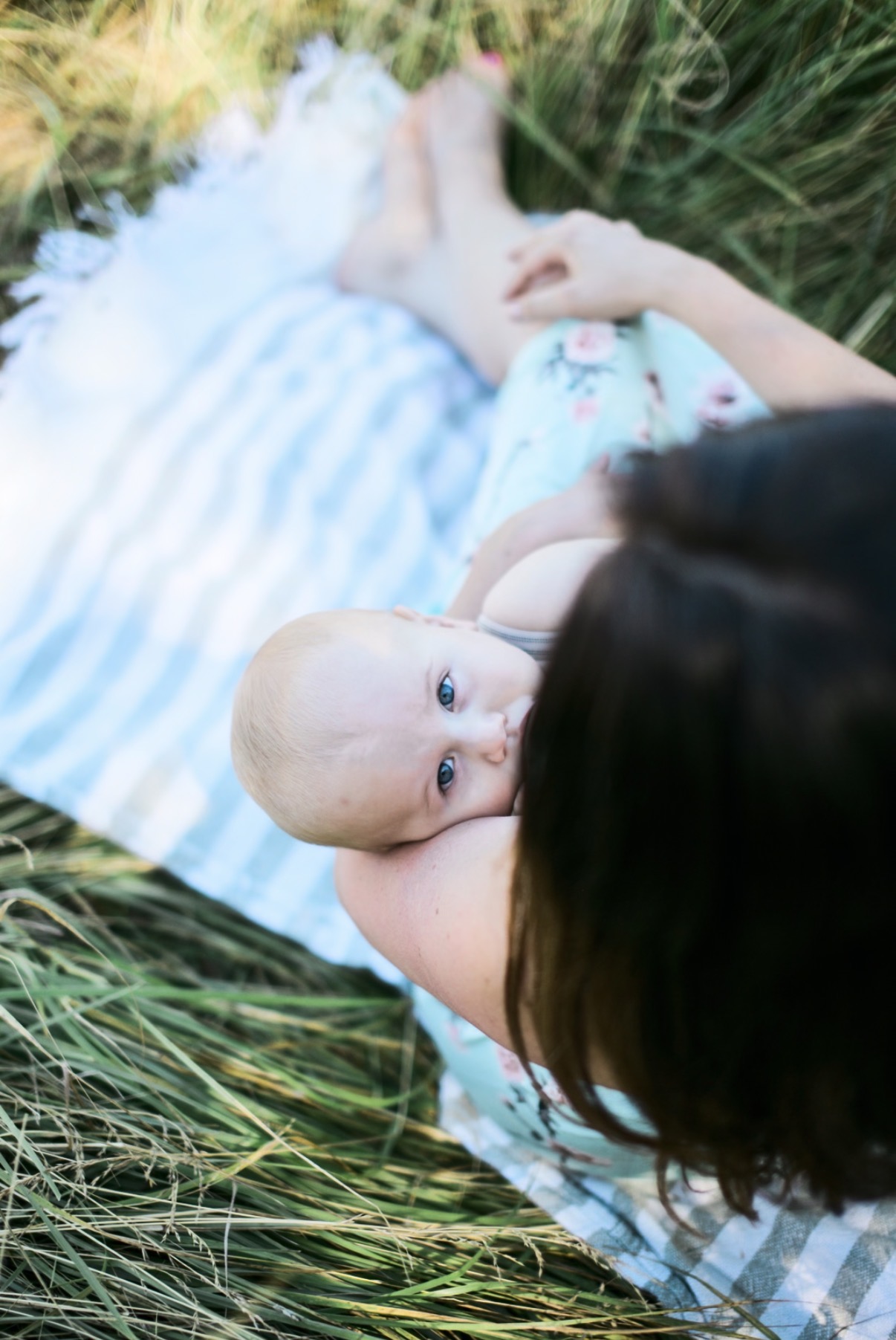 How to Know if Your Baby Is Getting Enough Milk: 10 Reassuring Signs Your Baby Is Thriving